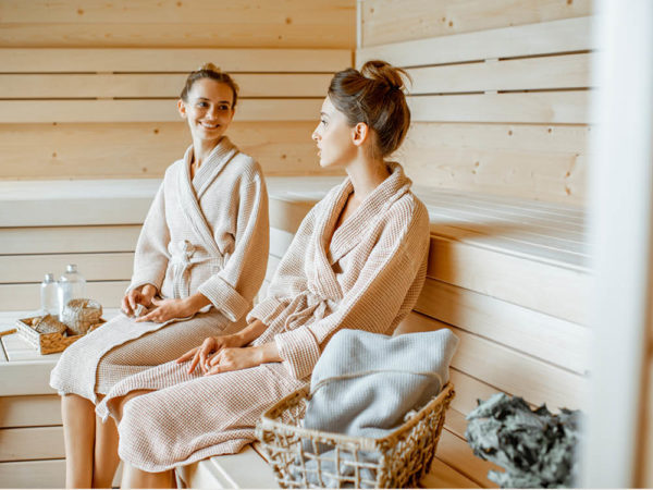 Sauna in Schweden. Zum schwedischen Flaggentag. Jetzt Nationalflaggen online bestellen.